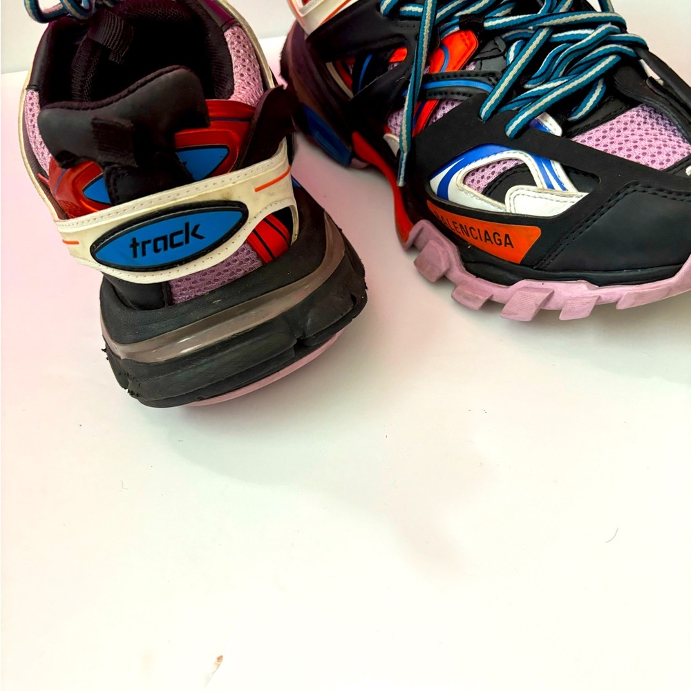 Authentic gently used Balenciaga shoes size 9
